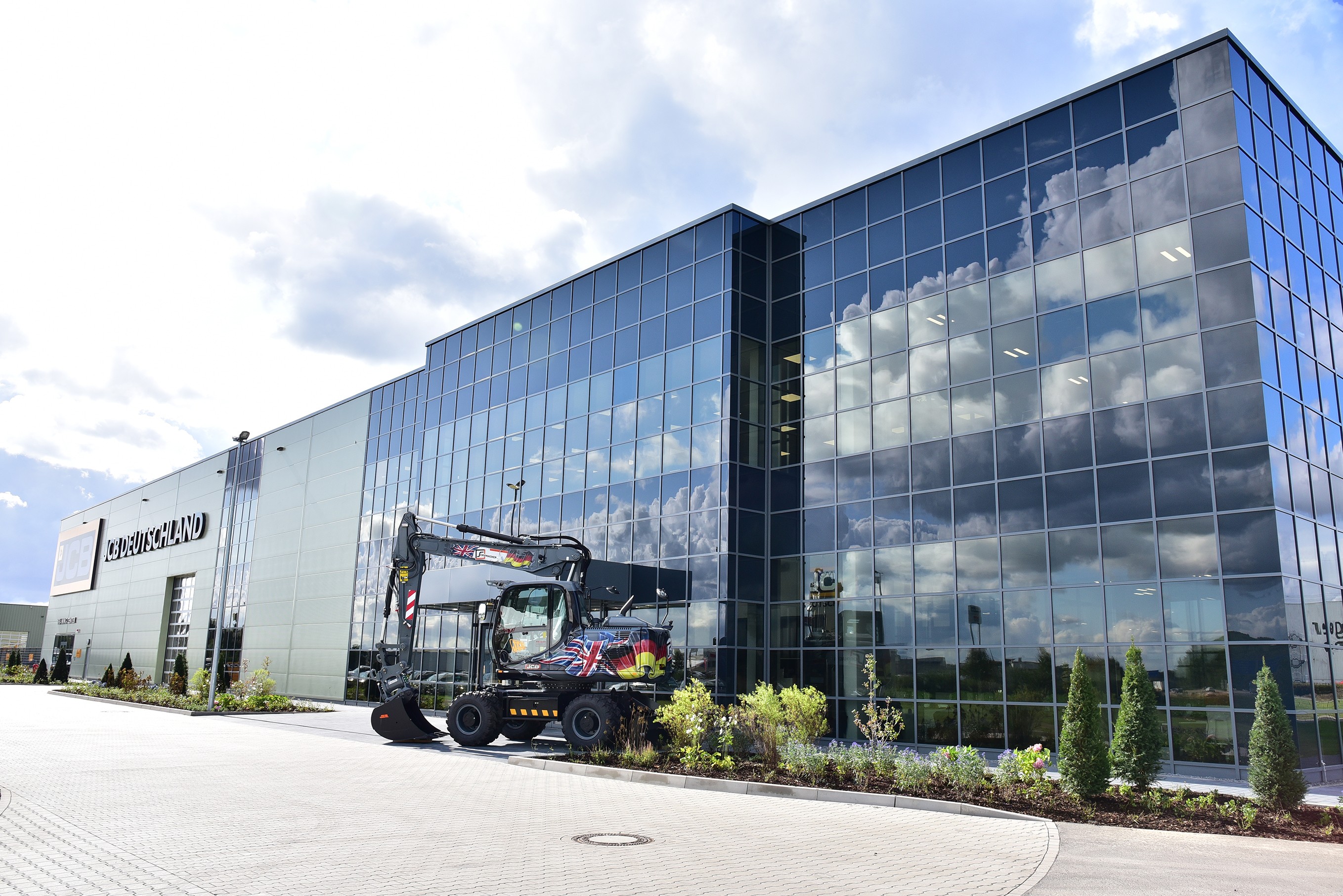 JCB Deutschland banner