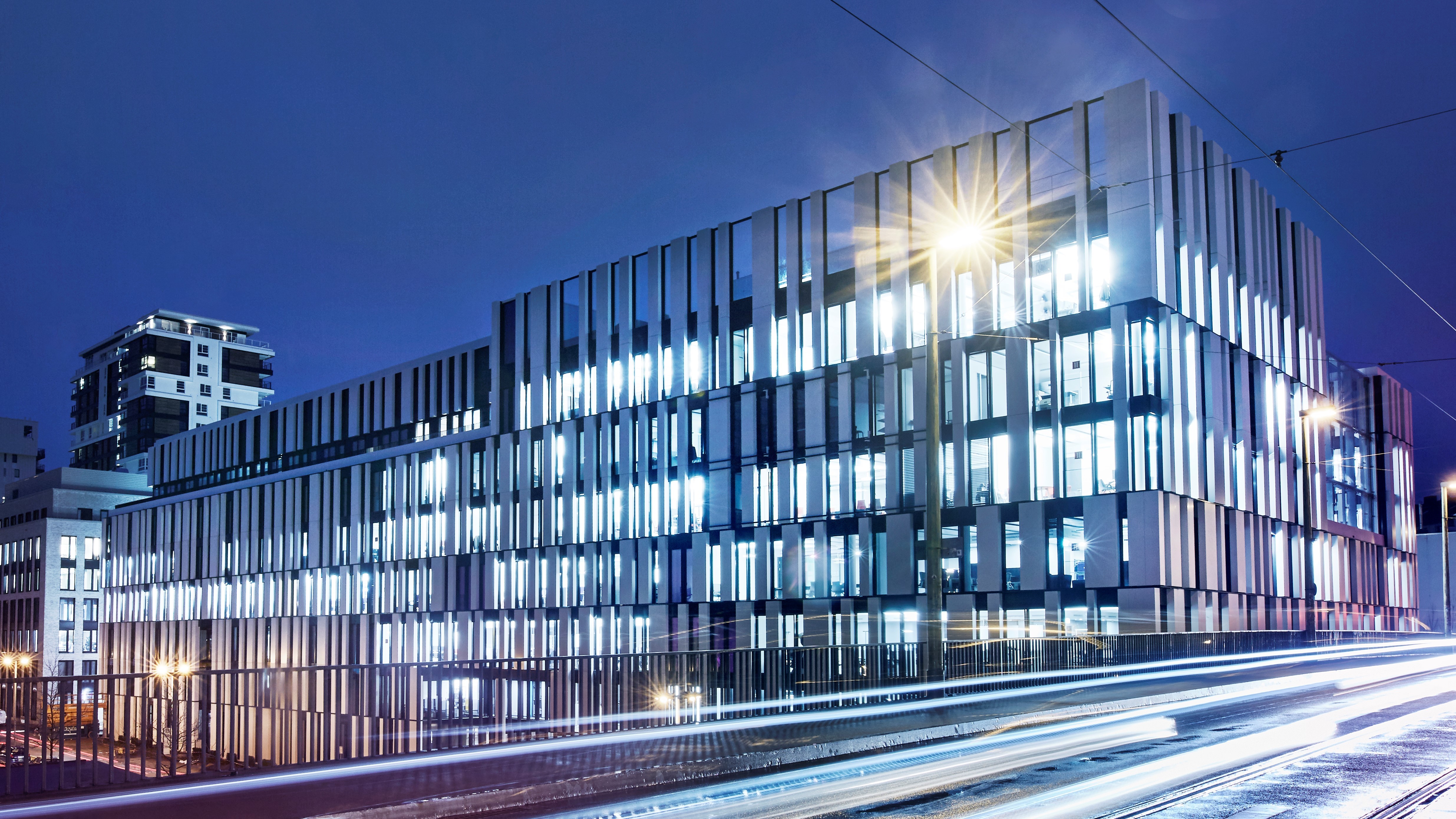 Handelsblatt Media Group banner